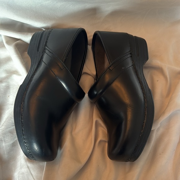 Black Dansko Clogs - Picture 3 of 5